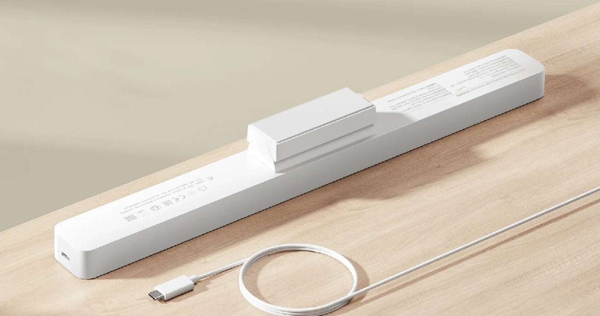 Xiaomi Magnetic Reading Light Bar With uniform lighting of 150 lumens